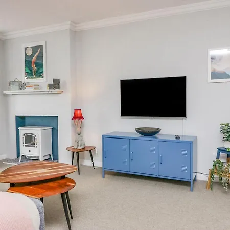 Meadow Rue Apartment